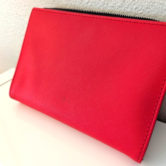 Steve Madden Red Zip Around Organizer Wallet Hand Purse Pocketbook Silver HW - Picture 4 of 7